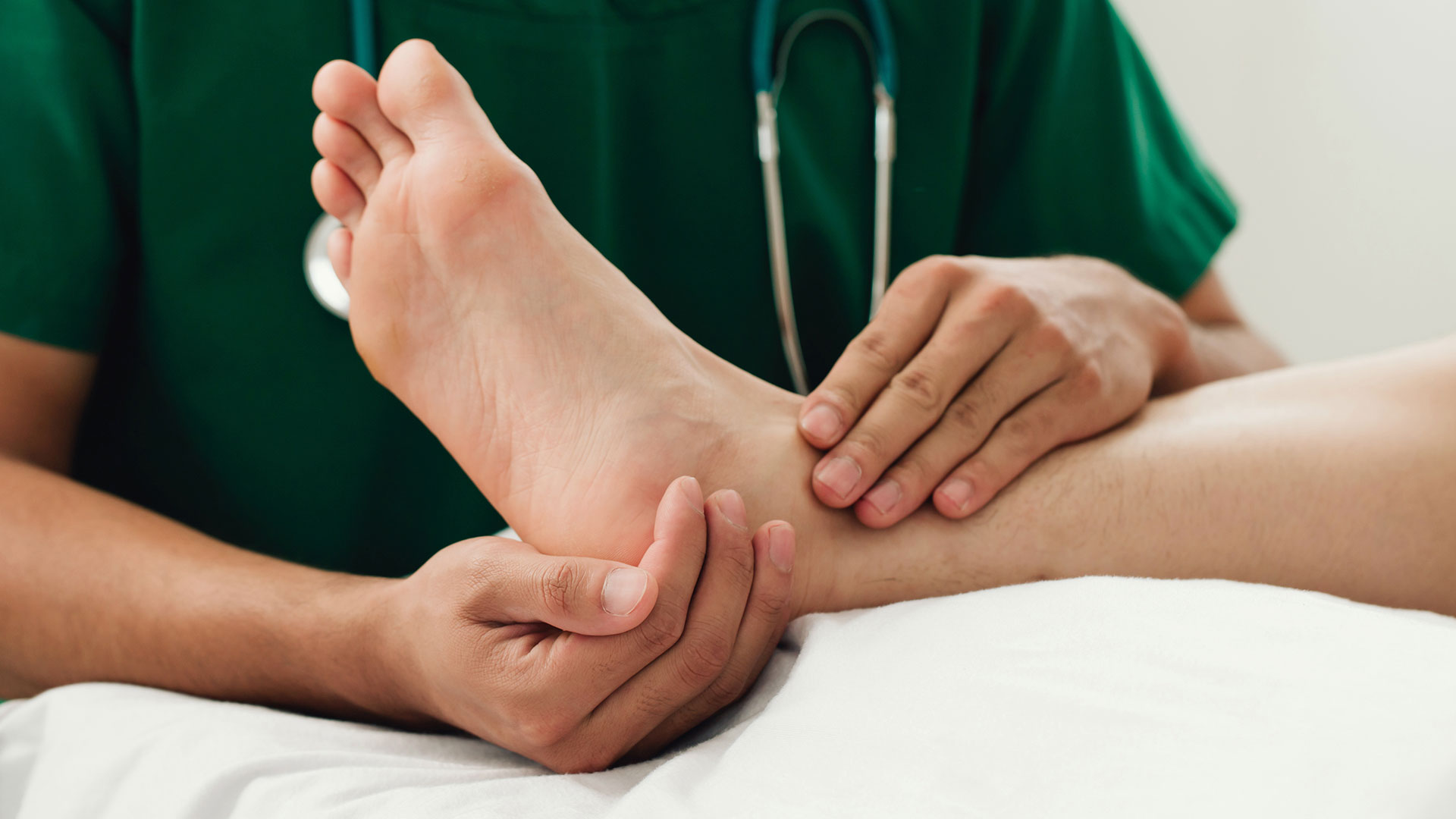 Sprained Ankle Recovery: Step-by-Step Healing Guide